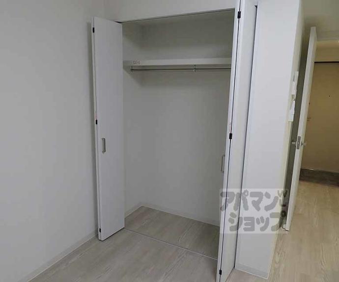 【ＴＨＥ　ＧＡＲＮＥＴ　ＳＵＩＴＥ　ＲＥＳＩＤＥＮＣＥ　西七条】間取